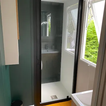 Mobile Au Calme Et Paisible مكان تخييم